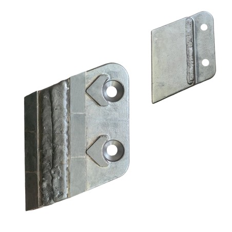 Bord d attaque droite 2 trous avec adaptable pour déchaumeur Agrisem réf 28131