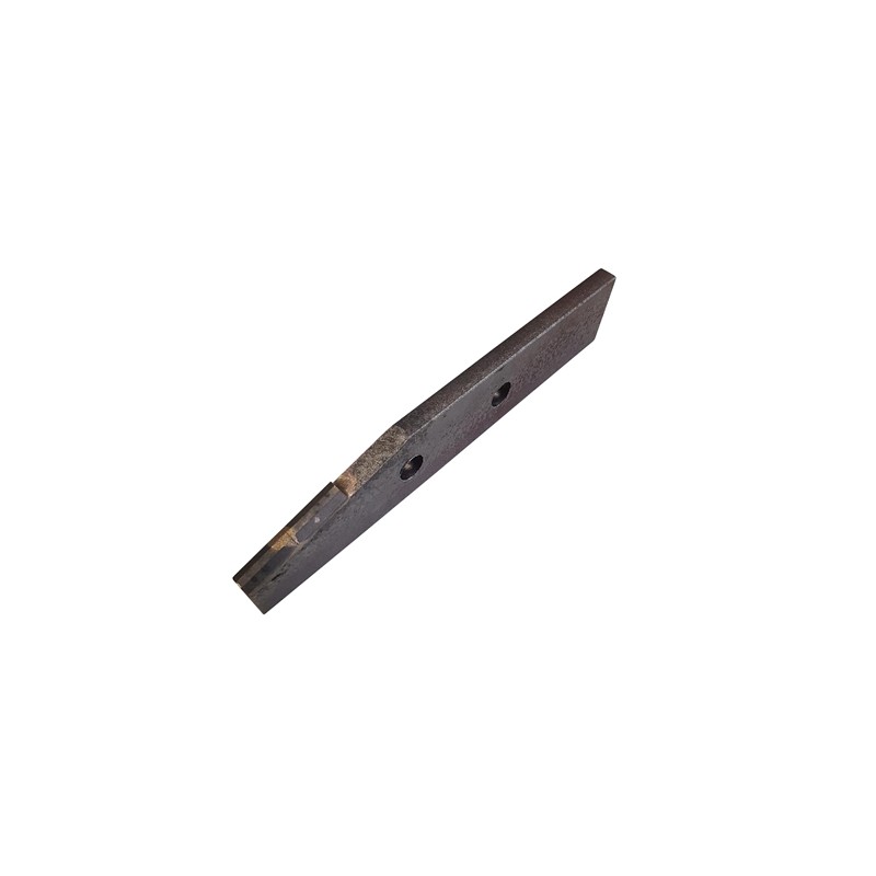 Couteau 2 trous carbure pour épandeur Jeantil réf 00360566